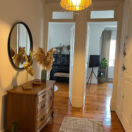 El Moderno Appartement